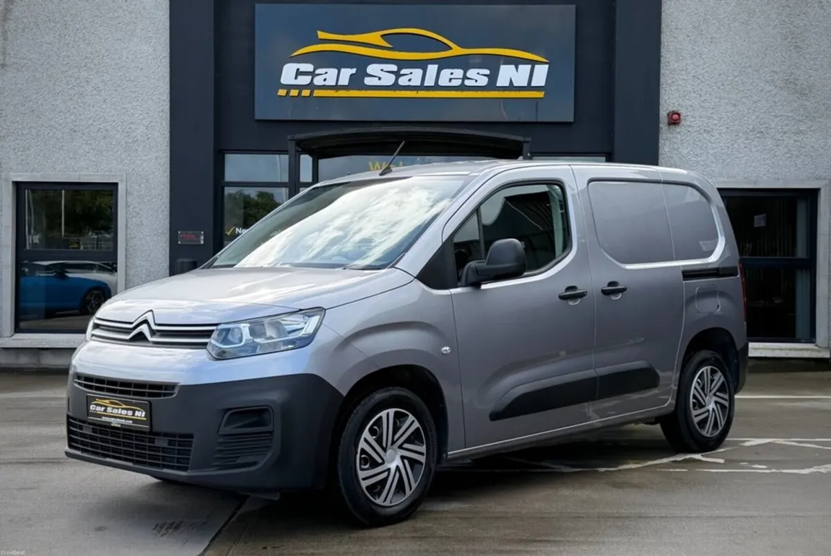 1.5 BlueHDi 1000 Enterprise Edition M Panel Van 5d - Image 2