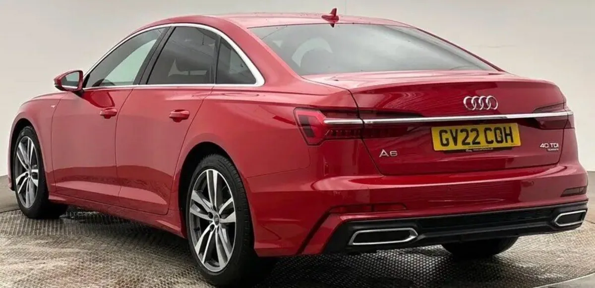 2.0 TDI 40 S line Saloon 4dr Diesel S Tronic quatt - Image 3
