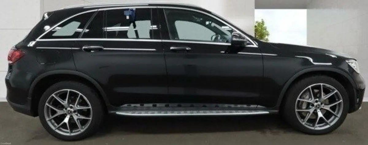 2.0 GLC300d AMG Line (Premium Plus) SUV 5dr Diesel - Image 5