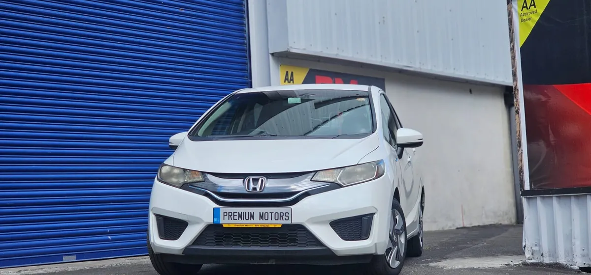 Honda Fit Hybrid Automatic - Image 1