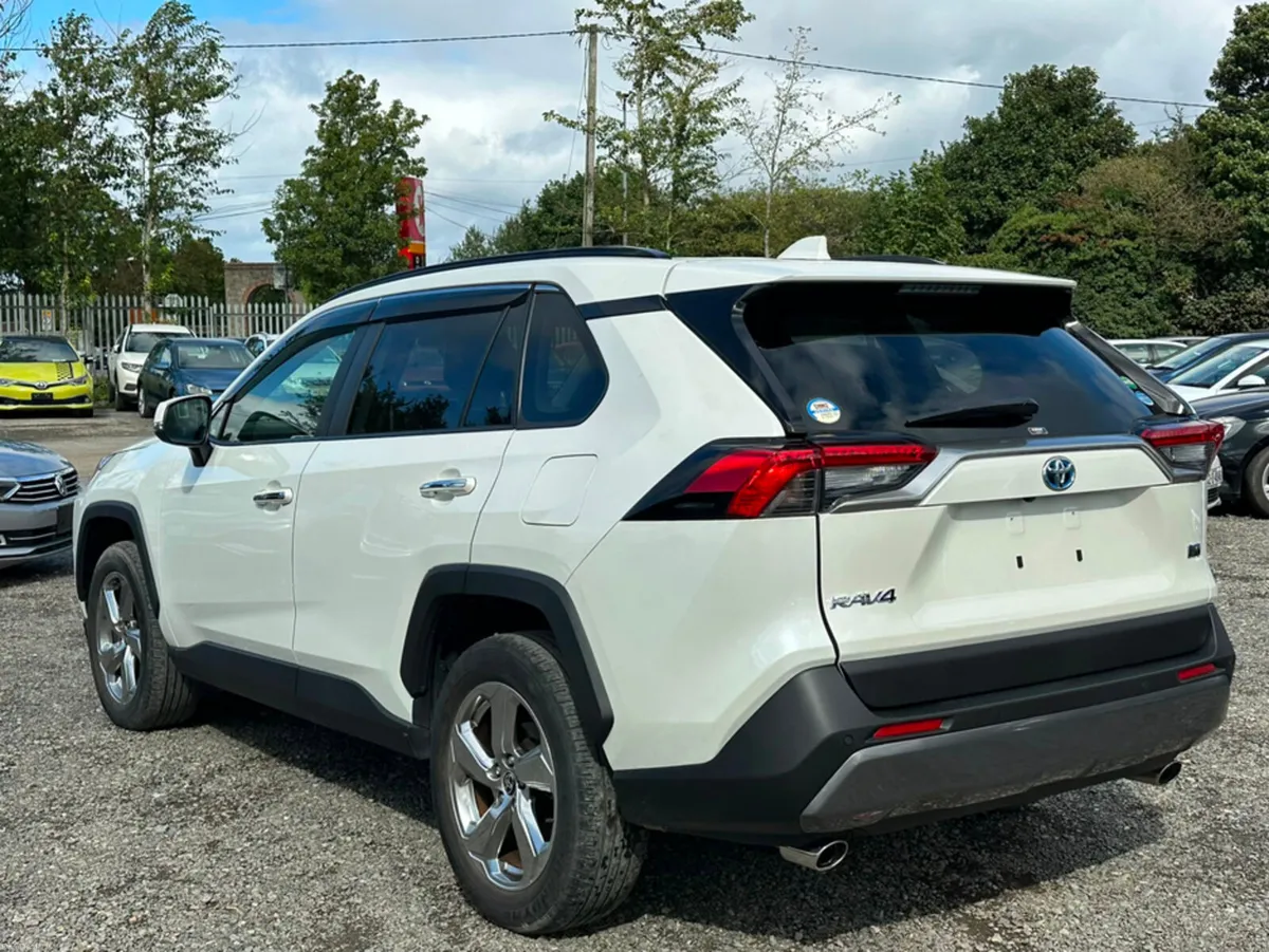 Toyota RAV4 2.5 Petrol Hybrid Automatic 4WD - Heat - Image 6