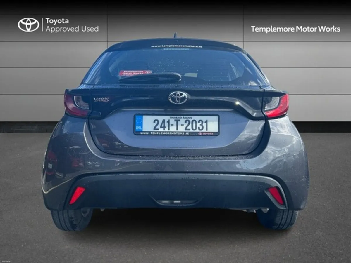 Toyota Yaris YARIS 1.5 LUNA - Image 4