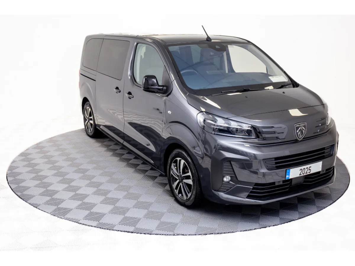 Peugeot Traveller E-Allure 75kWh Auto Standard 135 - Image 1