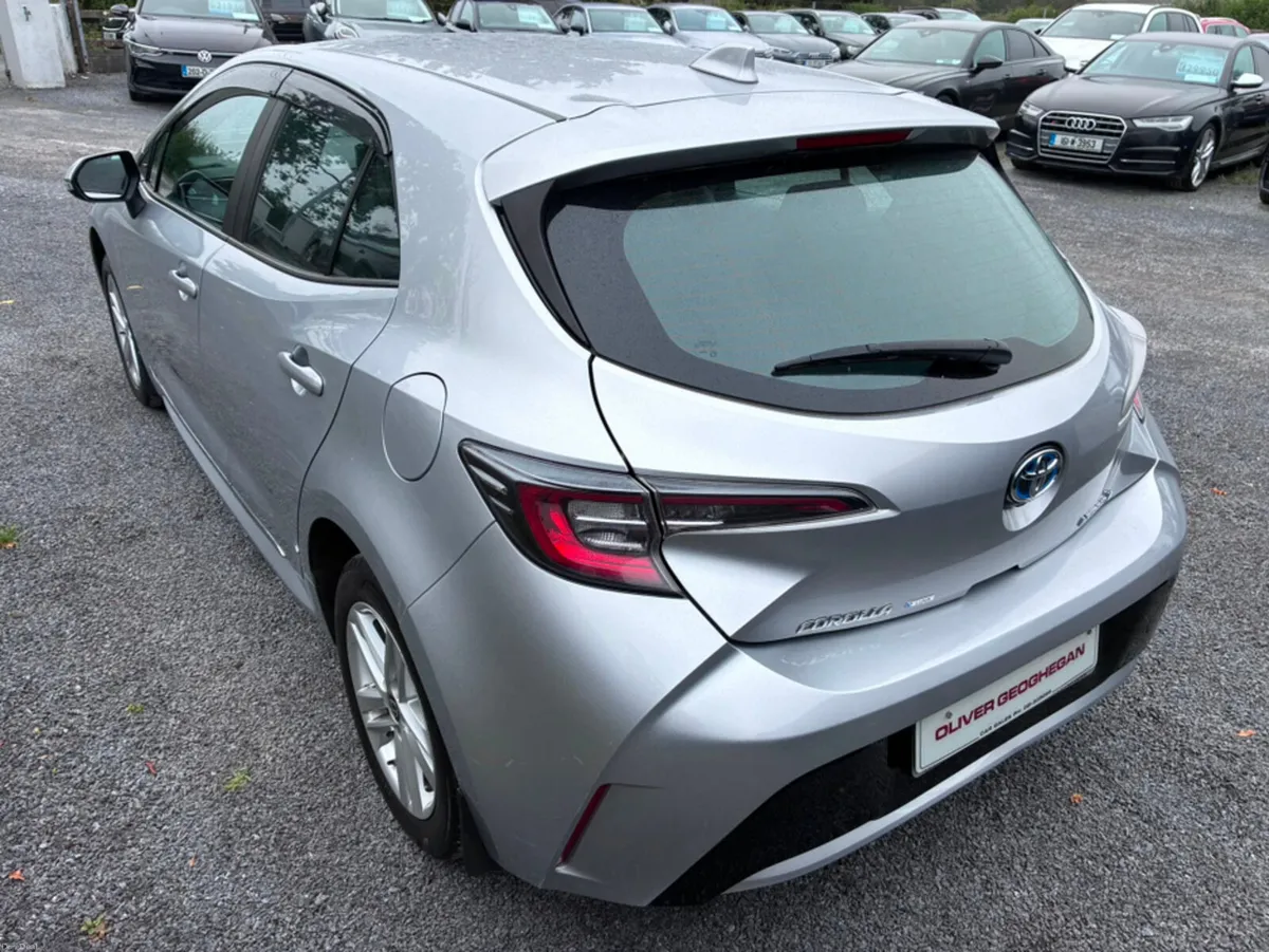 Toyota Corolla LUNA AUTO HYBRID (LOW KLMS) - Image 3