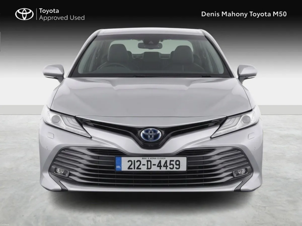 Toyota Camry Hybrid Platinum - Image 5