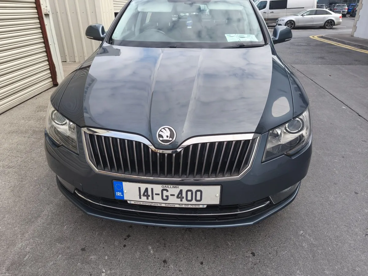 Skoda Superb 2014 - Image 1