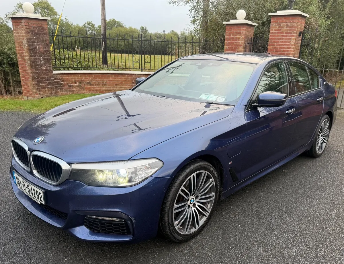 BMW 5-Series 2018 - Image 4