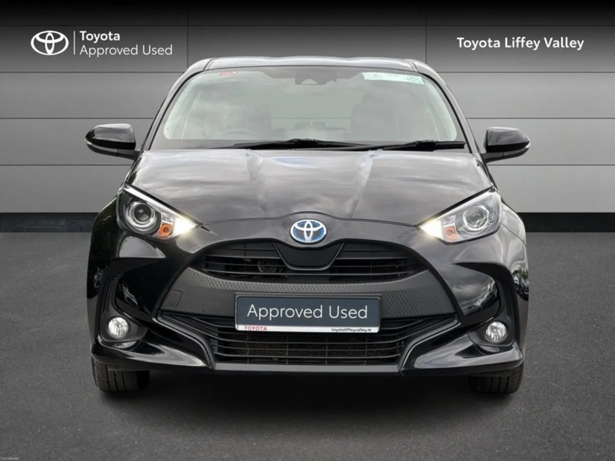 Toyota Yaris YARIS HYBRID LUNA - Image 5