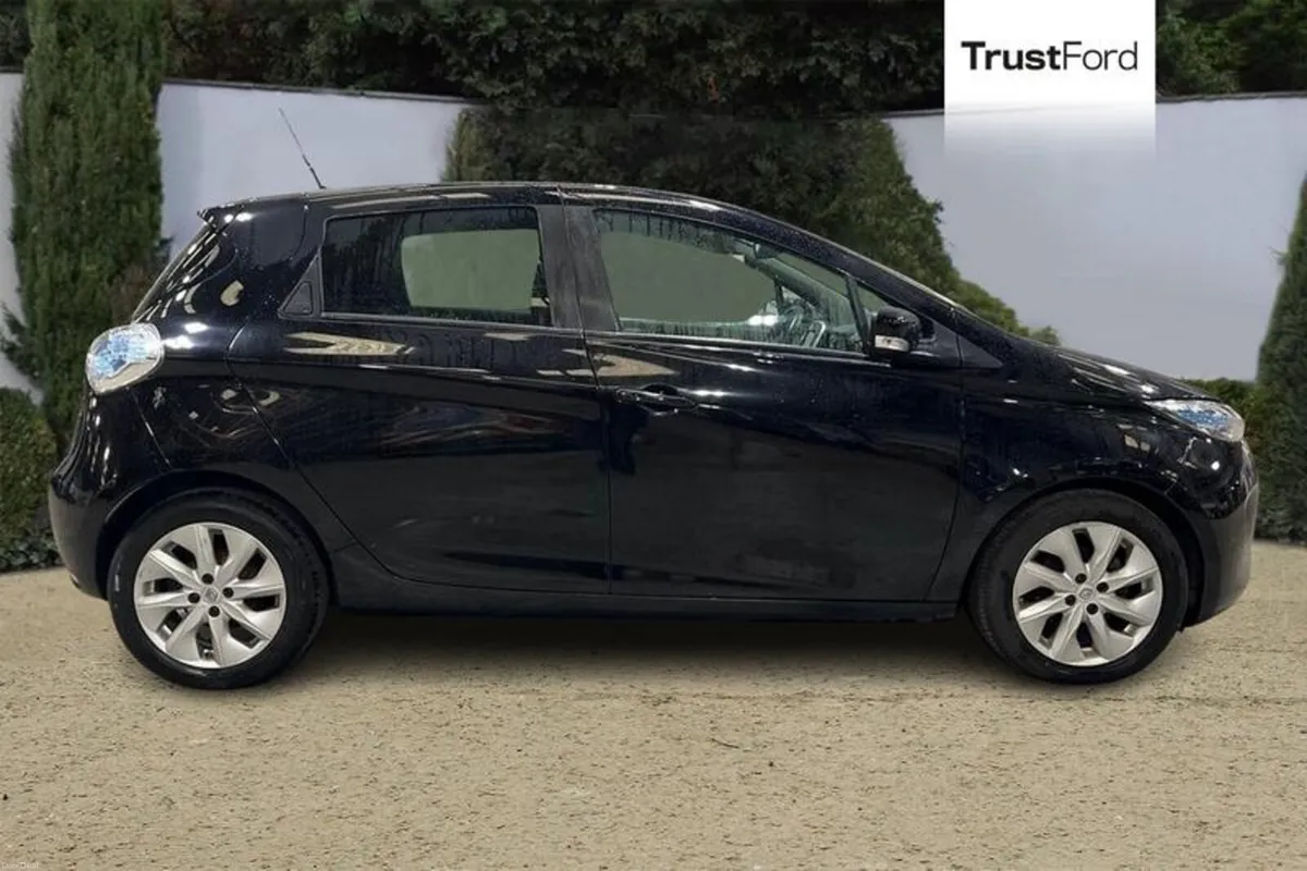 Renault Zoe 65kW i Dynamique 22kWh 5dr Auto- Parki - Image 3