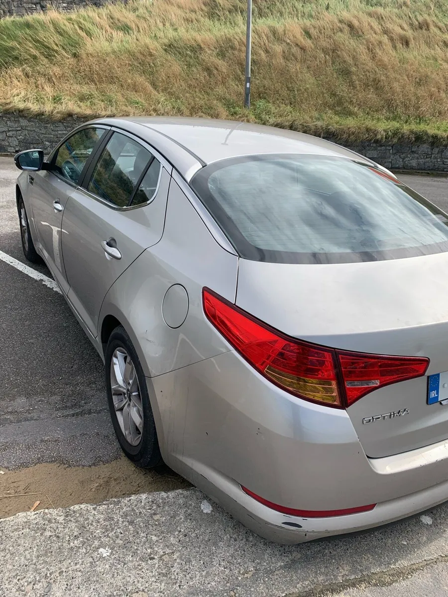 Car - Image 5