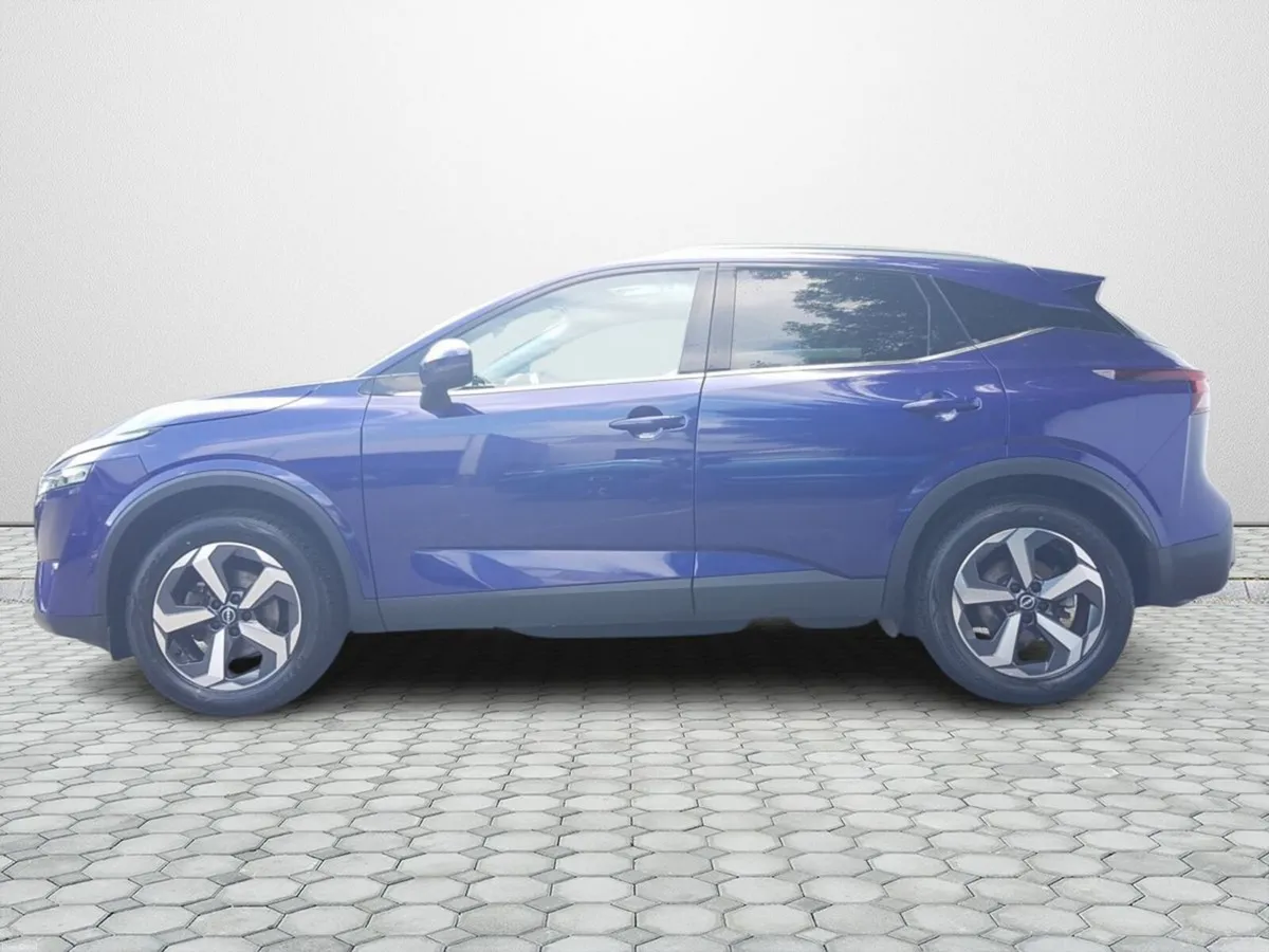 Nissan Qashqai 1.3 PET MILD HYBRID SV PREMIUM **€3 - Image 5