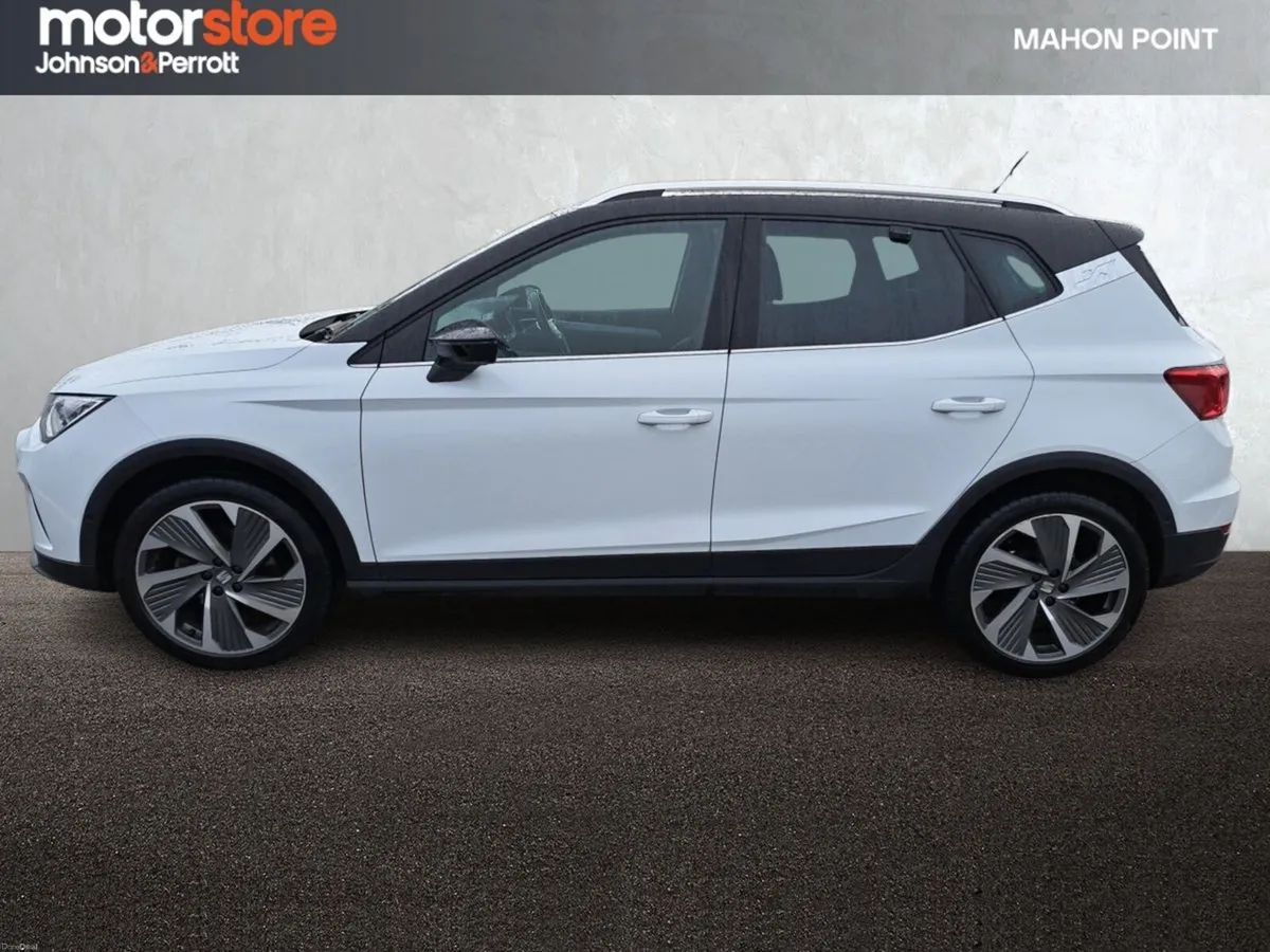 SEAT Arona 1.0TSI 110hp FR **HUGE SPEC** - Image 6