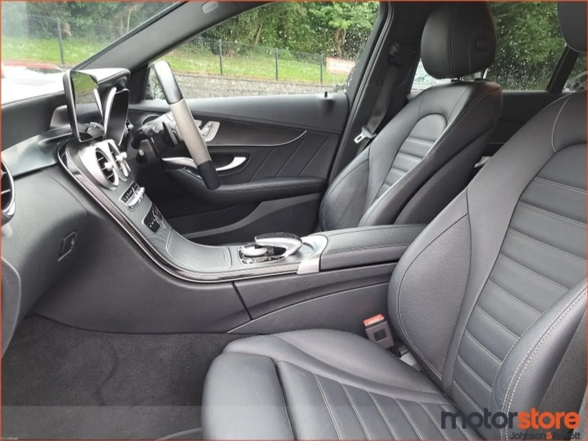 Mercedes-Benz C-Class C 300 Plug In Hybrid Estate - Image 3
