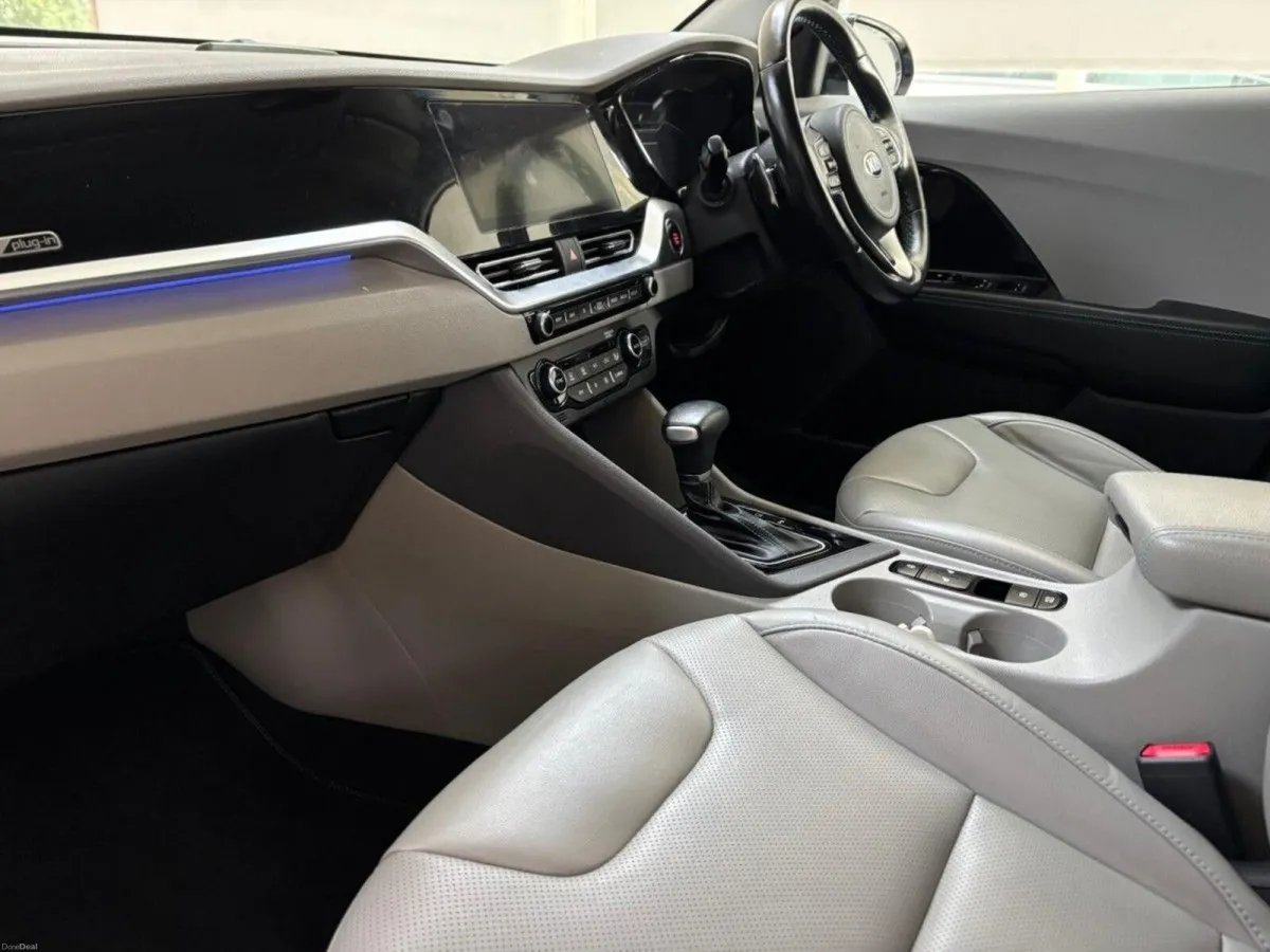 Kia Niro 1.6 GDI PLUG-IN HYBRID PE Auto - Image 5