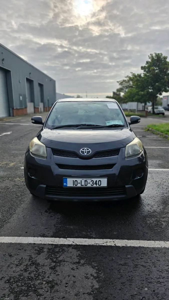 Toyota Urban Cruiser 2010 - Image 3