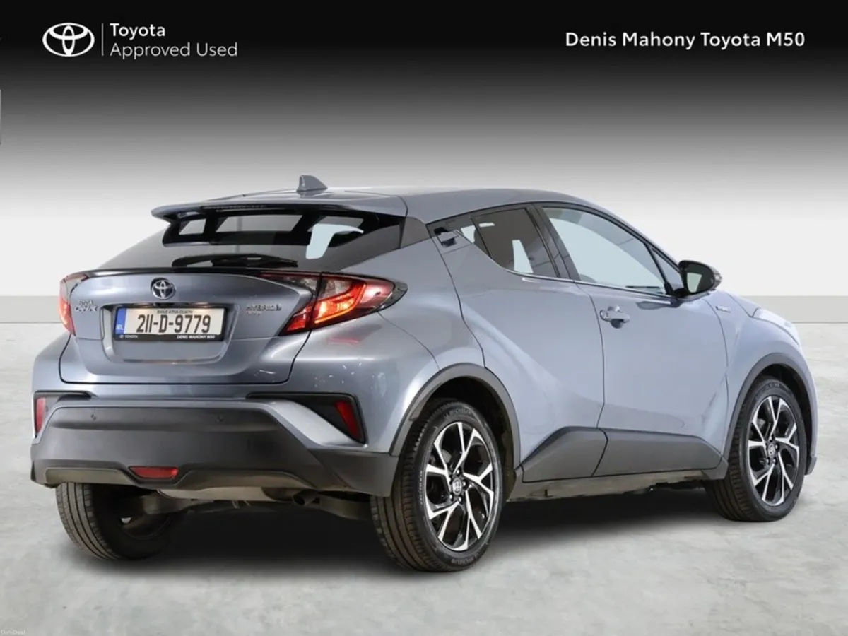 Toyota C-HR Hybrid Sport - Image 2