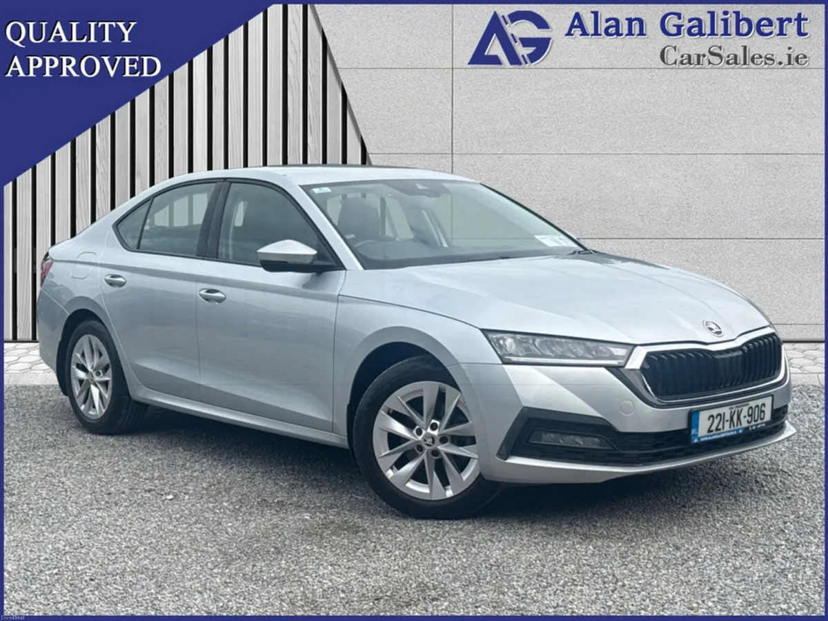 Skoda Octavia AMBITION 1.0 TSI LOW MILEAGE - Image 1