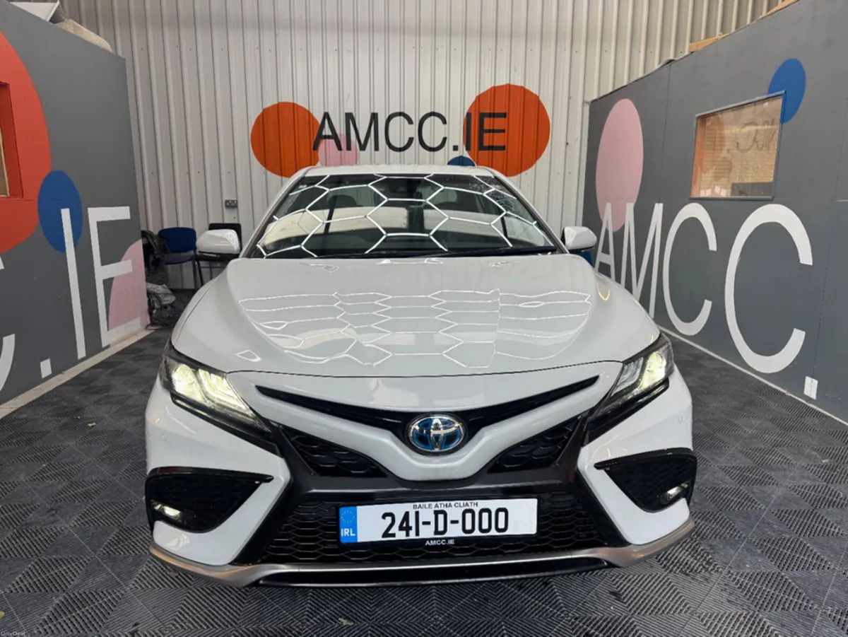 Toyota Camry 2024 TOYOTA CAMRY 4d 2.5 AUTOMATIC / - Image 2