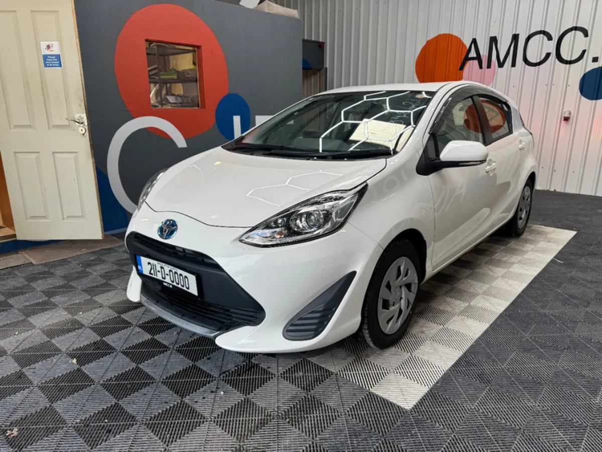 Toyota Aqua 2021 TOYOTA AQUA L 86K KMS HYBRID AUTO - Image 6