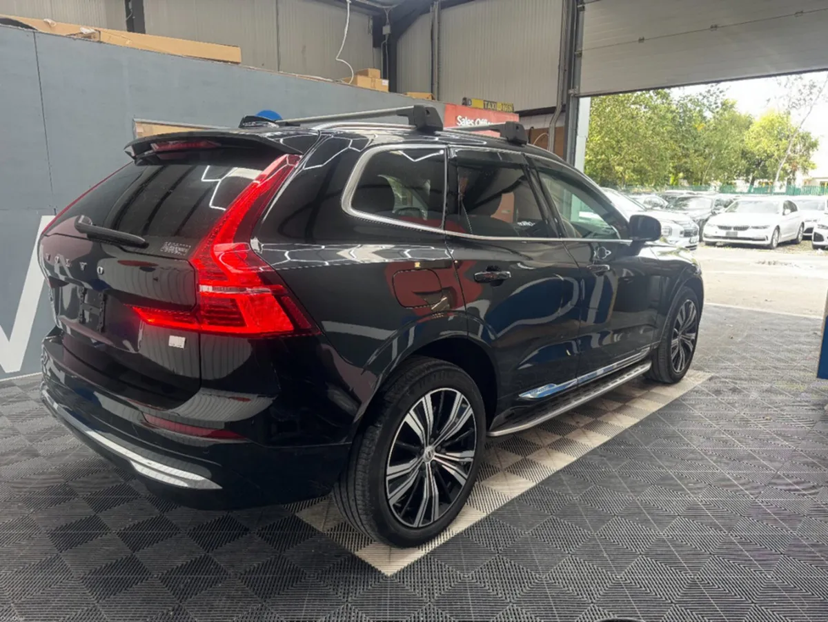 Volvo XC60 2022 VOLVO Xc60 4wd RECHARGE PLUG-IN HY - Image 3