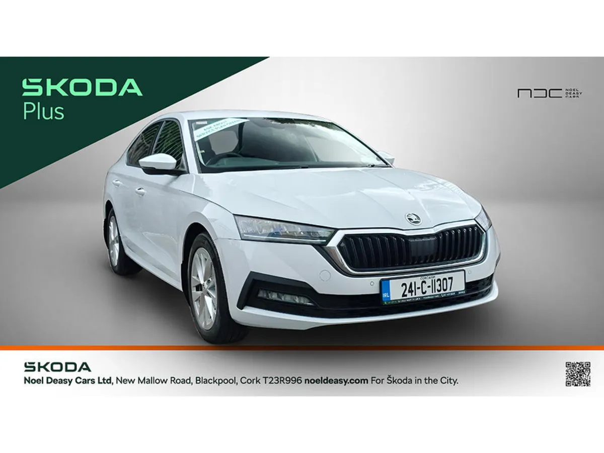 Skoda Octavia BLACK PACK - FACTORY SUNSET GLASS - - Image 6