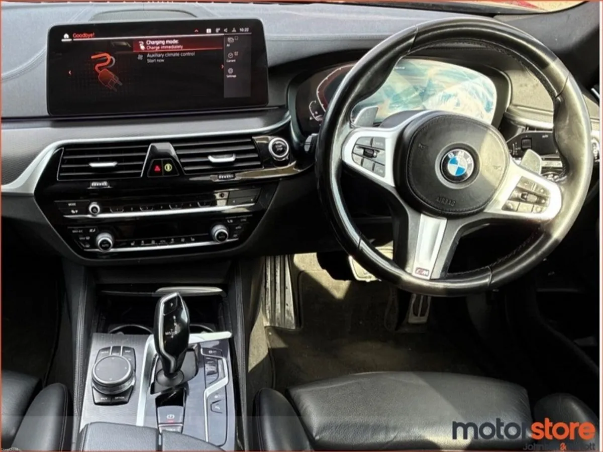 BMW 5-Series 530e M Sport Auto LCI - Image 3