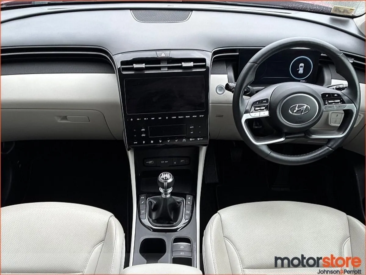 Hyundai Tucson 2WD Executive Plus w 2 Tone Roof - Image 4