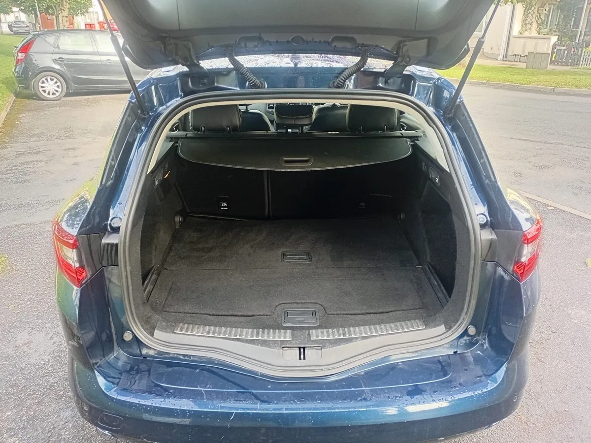 171 Renault Megane Nct&Taxed - Image 3
