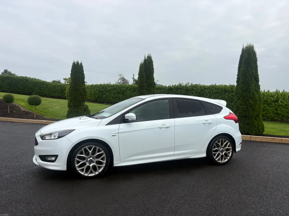 Ford Focus 2017 - Image 1