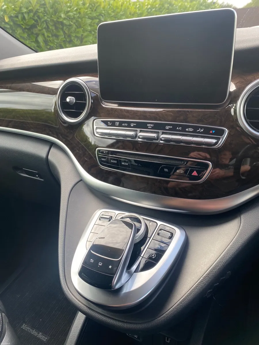 Mercedes v-class - Image 4