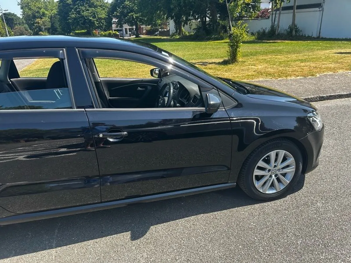 2016 Volkswagen Polo 1.2 TSI DSG bluemotion - Image 4