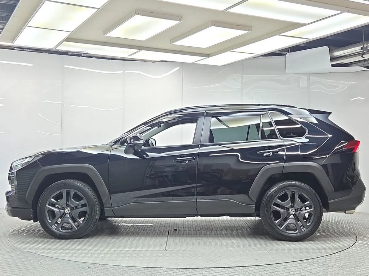 Toyota RAV4 2.5 Hybrid Adventure AWD (E-Four) - Image 5