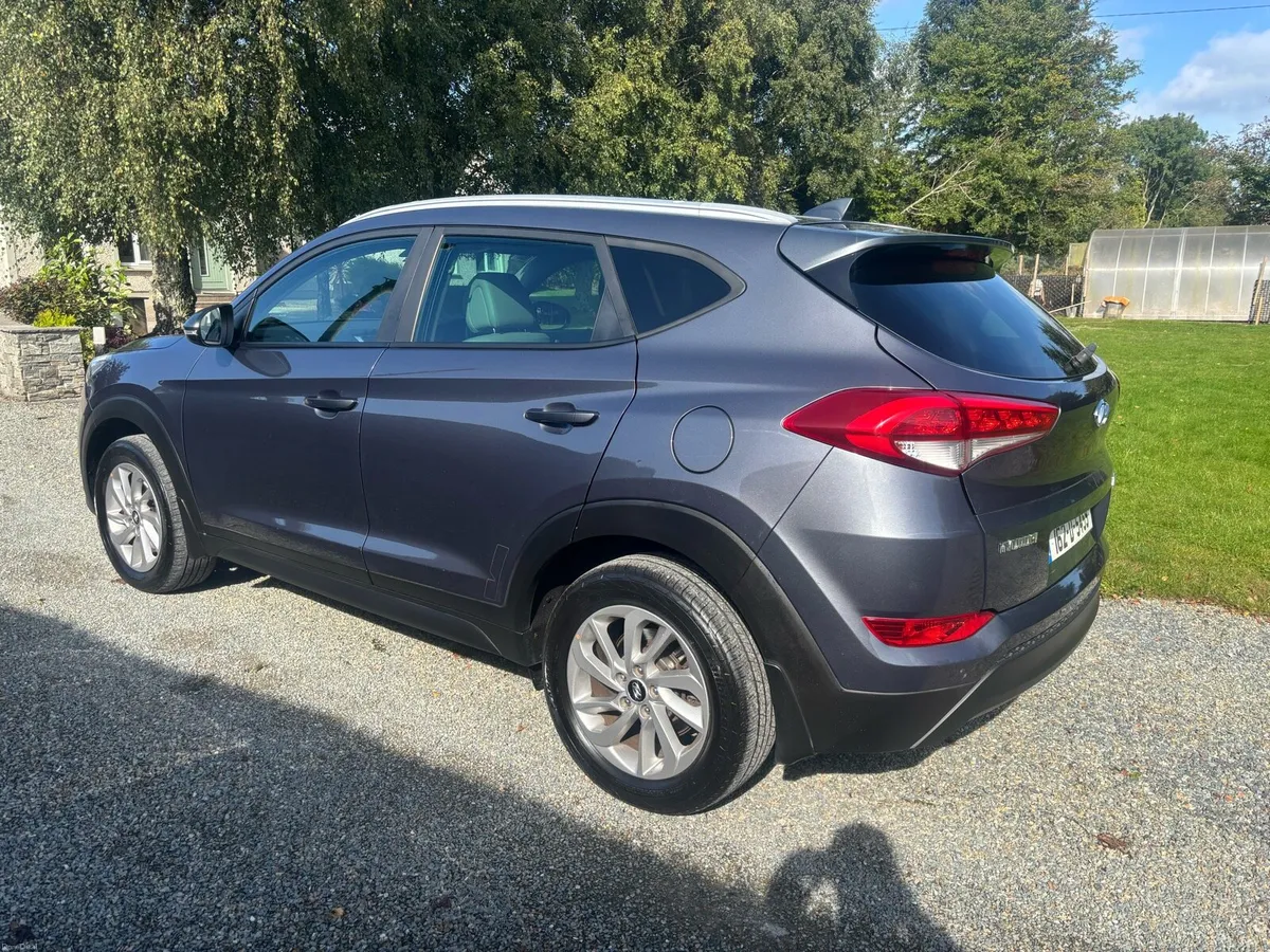 Hyundai Tucson - Image 2
