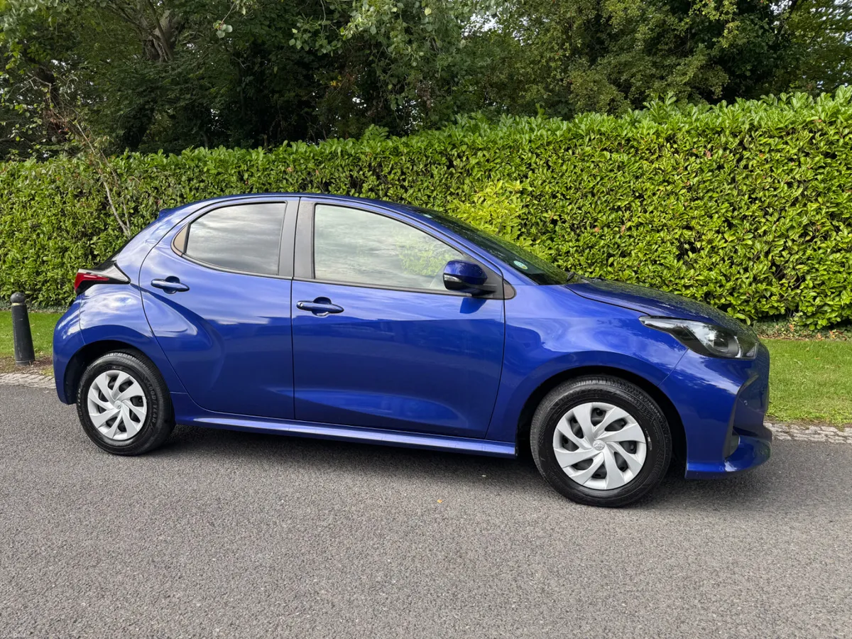 2021 Toyota Yaris 1.5 Hybrid X Automatic – €12,950 - Image 5