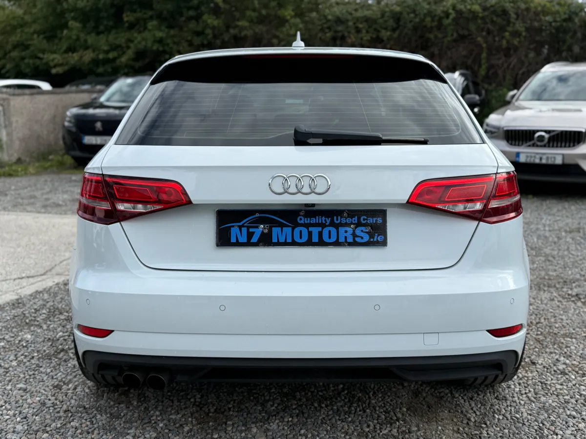 2017 Audi A3 1.4  AUTO - Image 4