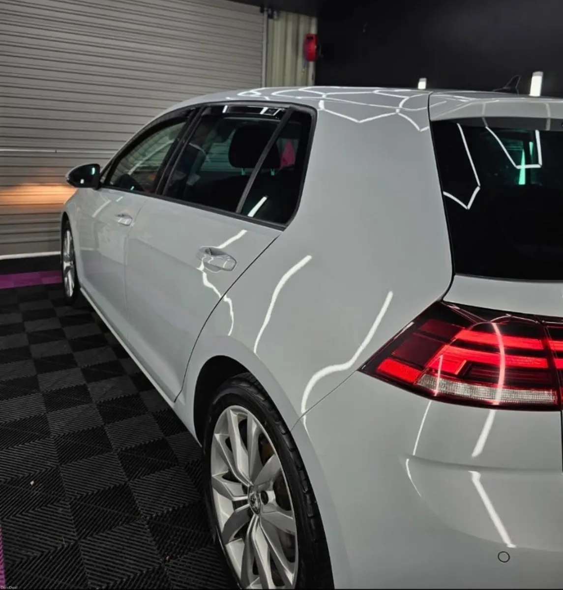 Volkswagen Golf - Image 4