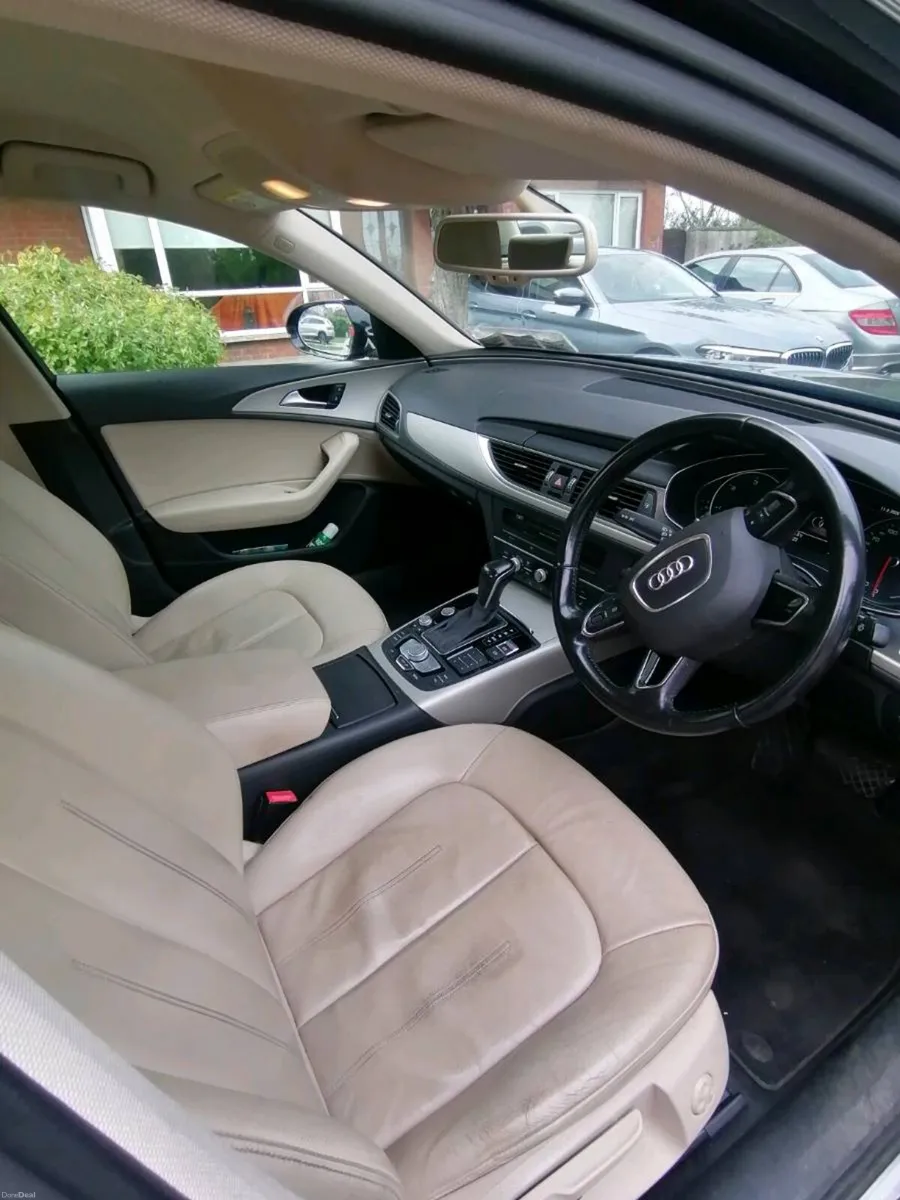 Car - Image 3