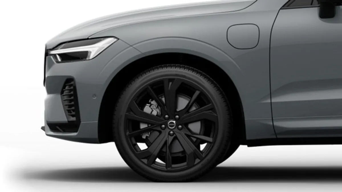 Volvo XC60 REDUCED SEPTEMBER OFFER ! Plus T6 AWD P - Image 6