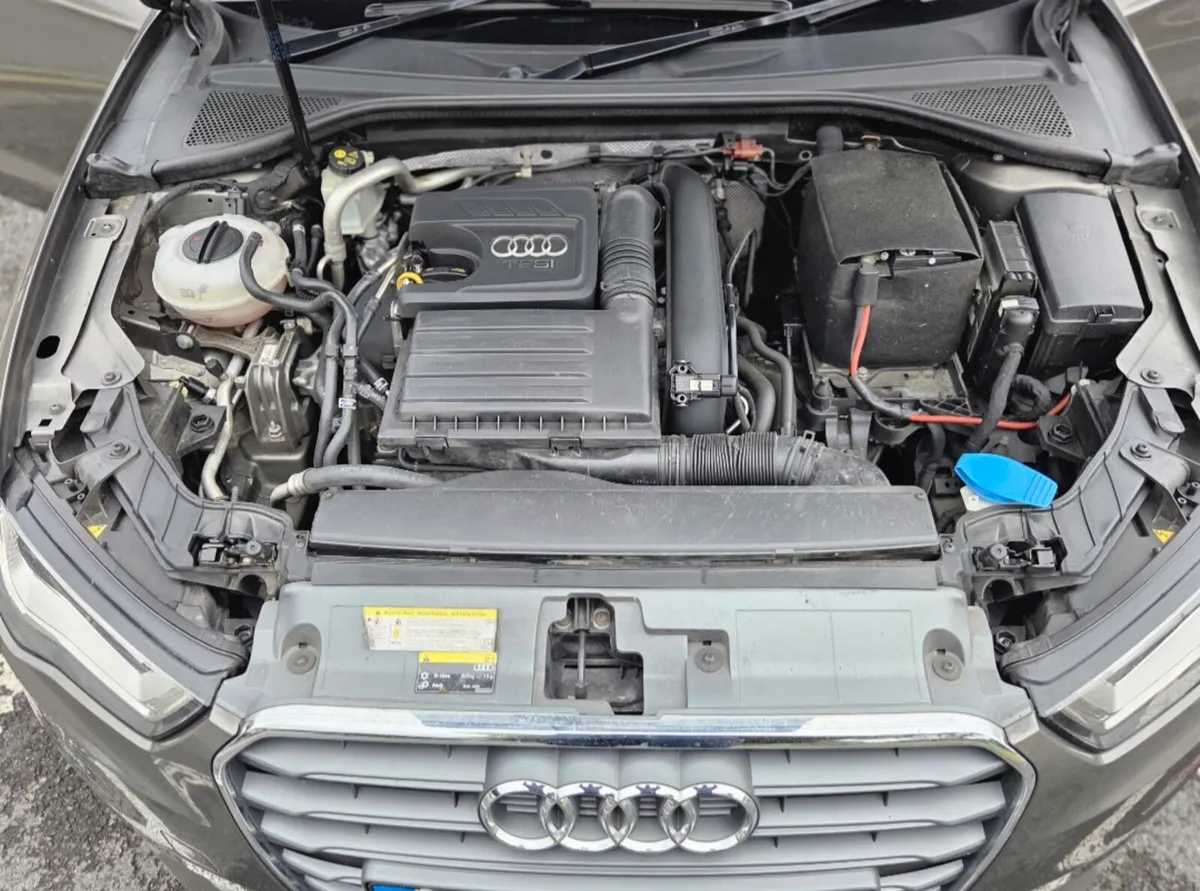 Audi A3 SB TFSI Petrol Automatic 2015 (AMBIENTE) - Image 5