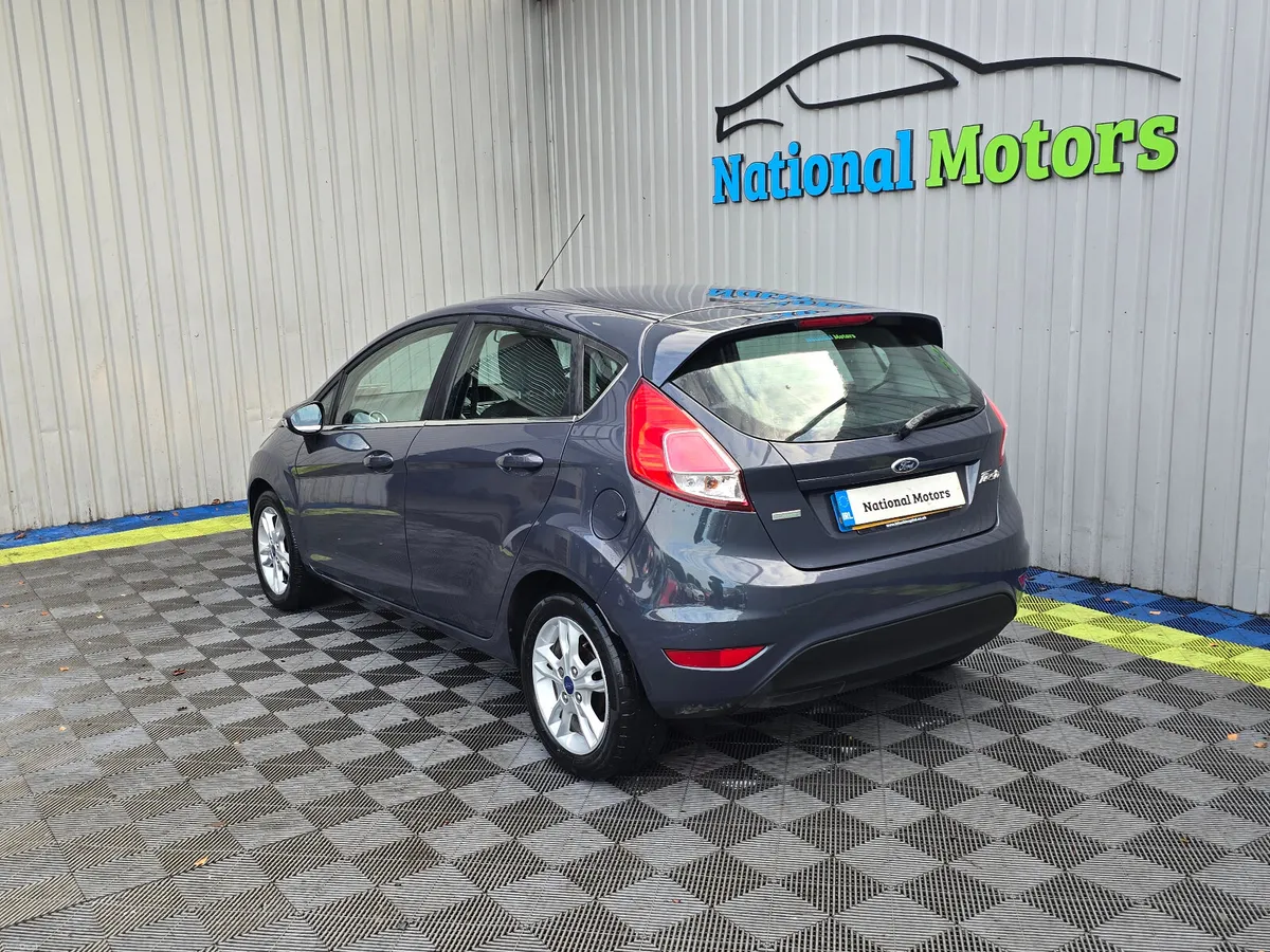 2014 Ford Fiesta ZETEC 1.0 PETROL - Image 6