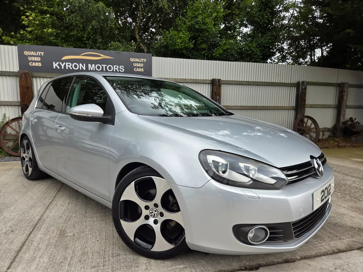 Volkswagen Golf Highline 1.4 TSI DSG *GTI Alloys* - Image 1