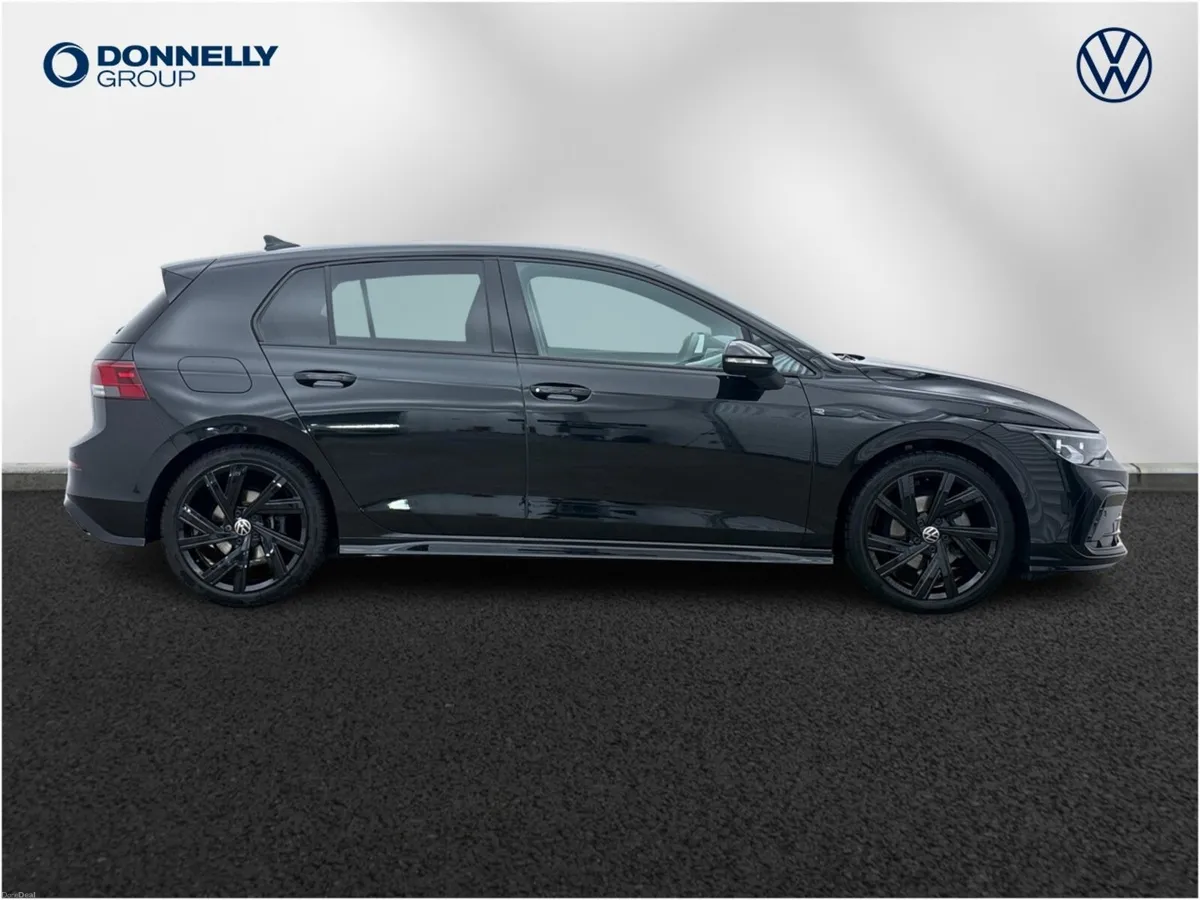 Volkswagen Golf 1.5 eTSI 150 Black Edition 5dr DSG - Image 4
