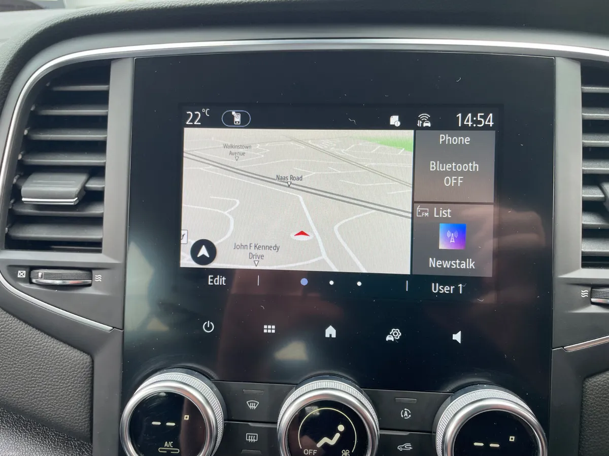 ICONIC - 1.5DCI - BLUETOOTH STREAMING-HALF LEATHER - Image 6
