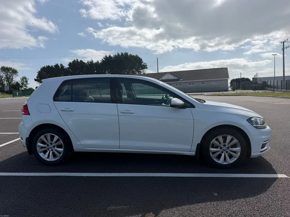 Volkswagen Golf 2018 1.6L Diesel Comfortline - Image 4