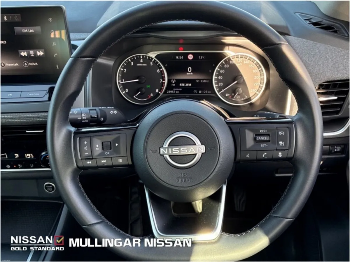 Nissan Qashqai 1.3SV Premium M/Hybrid Petrol - Image 2