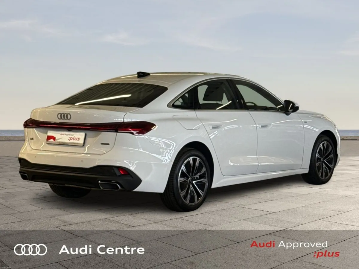 Audi A5 E-HYBRID Q 220KW SE was €61150 - Image 3