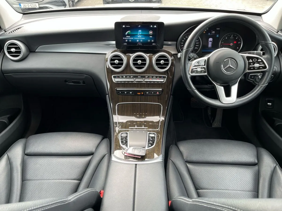 Mercedes-Benz GLC 200D SUV - Image 2