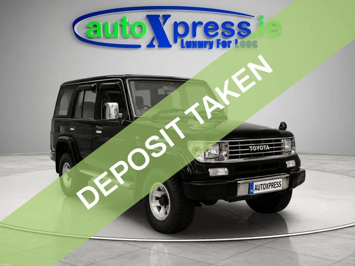 Toyota Land Cruiser 8 SEATS, 4 WD, LAND CRUISER PR - Image 1