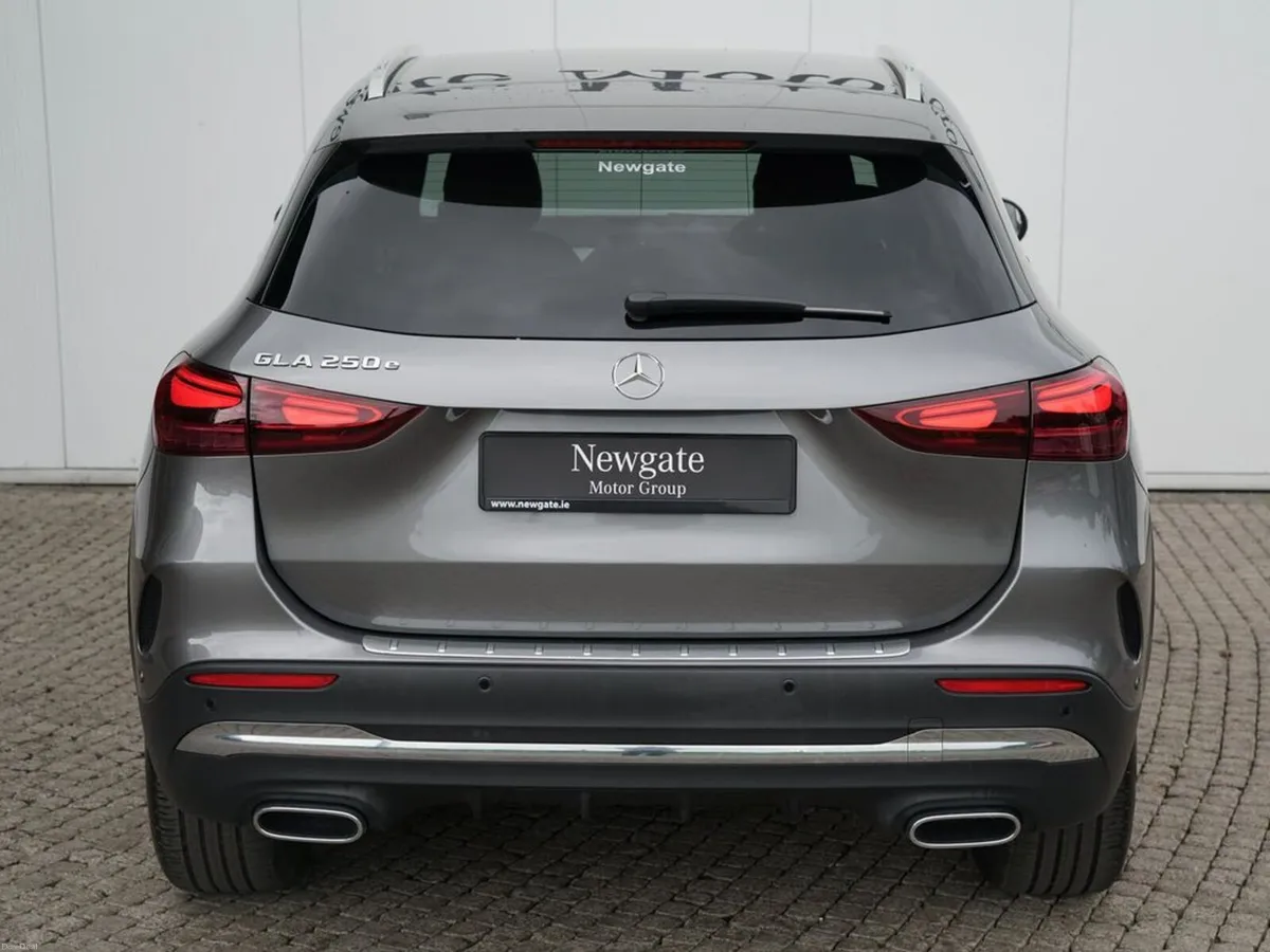 Mercedes-Benz GLA GLA 250 E AMG LINE EXECUTIVE - Image 6