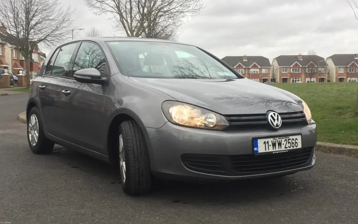 Volkswagen Golf 2011 - Image 1